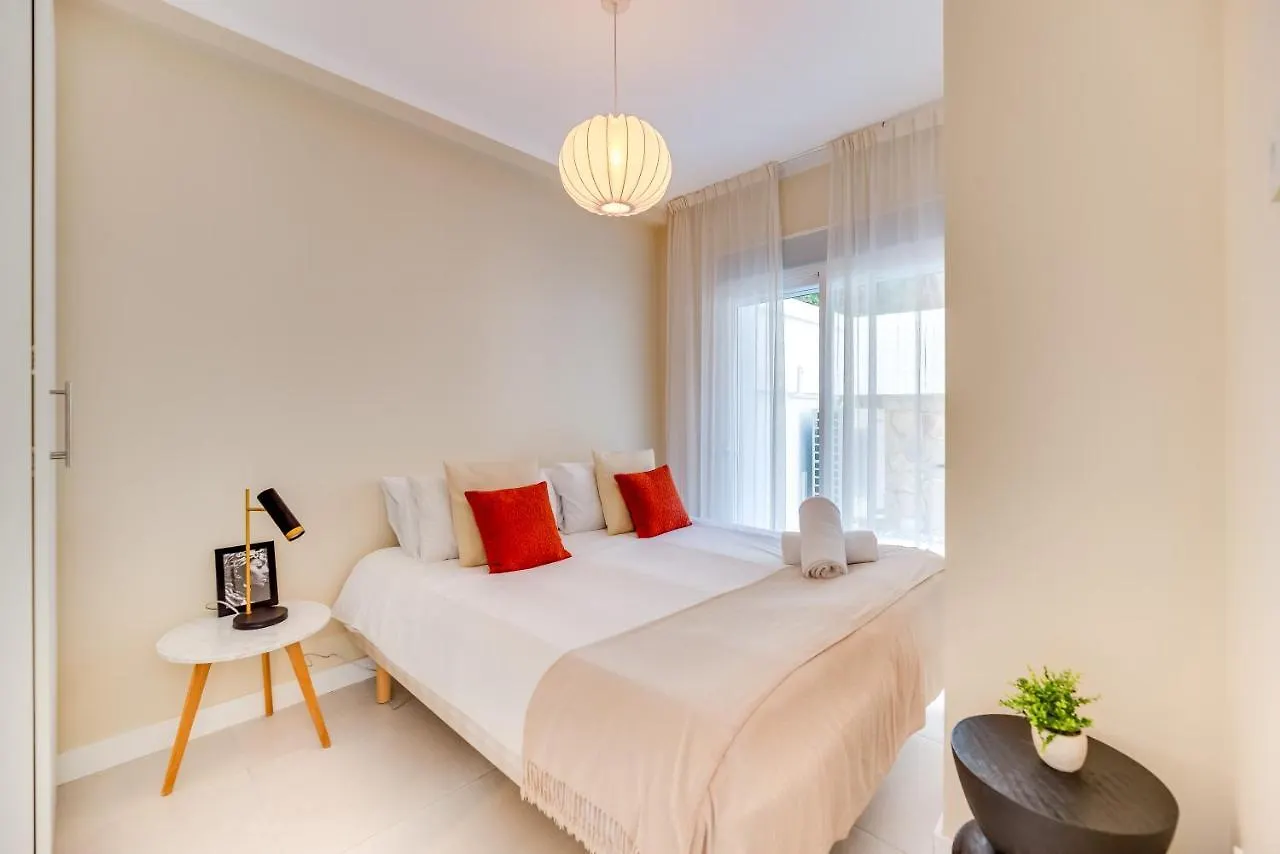 Vacation Marbella: Pet-Friendly Ground Floor Apartment Near Puerto Banus 0*, Marbella