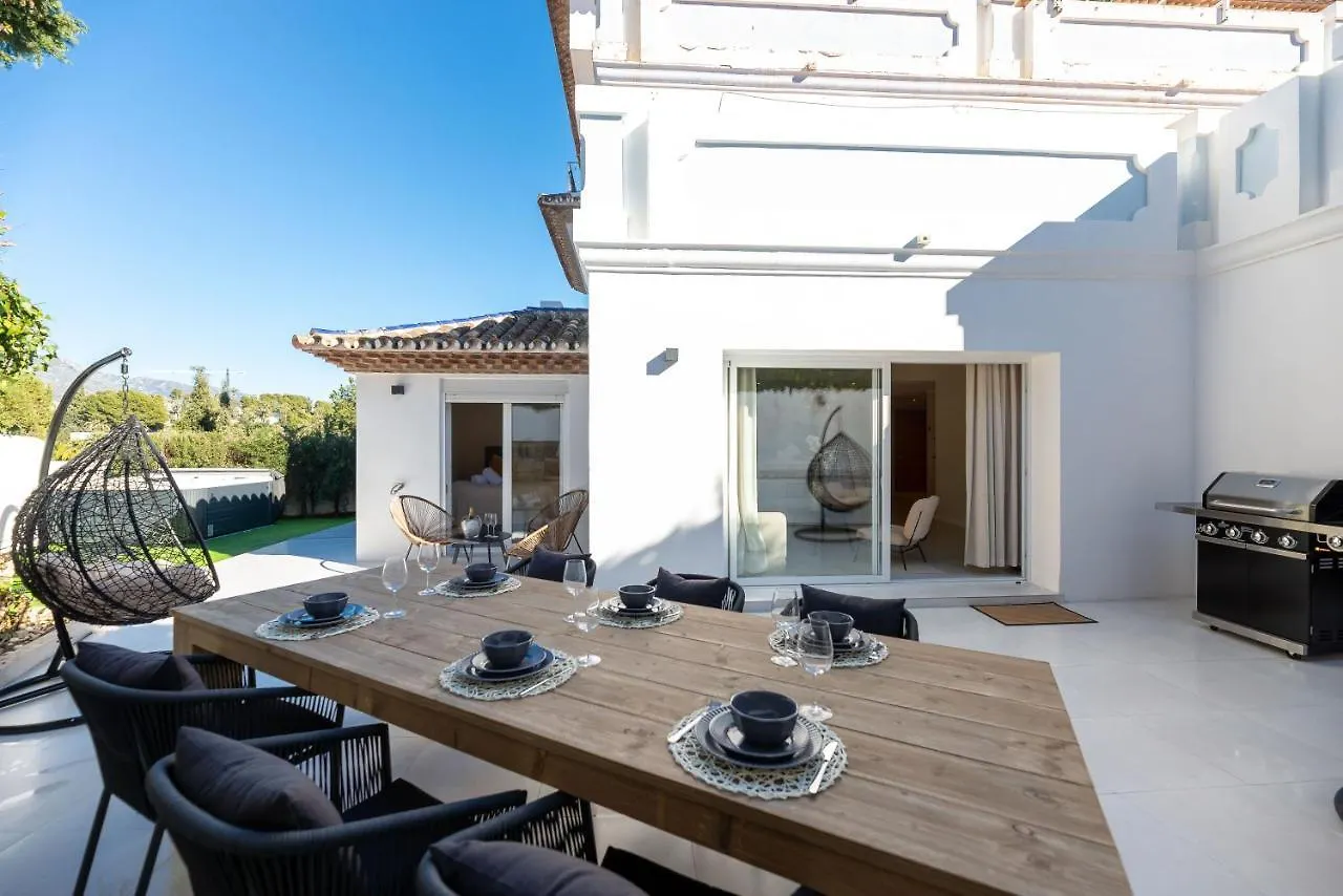 Vacation Marbella I Las Lolas, Ground Floor Apartment, Family And Pet Friendly, Close To Puerto Banus And Golf Courses Apartamento
